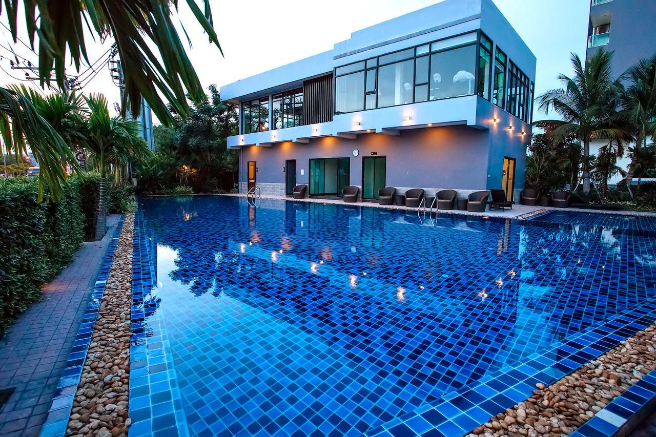 Dusit Grand Condo View Haat Jomtien Eksteriør bilde